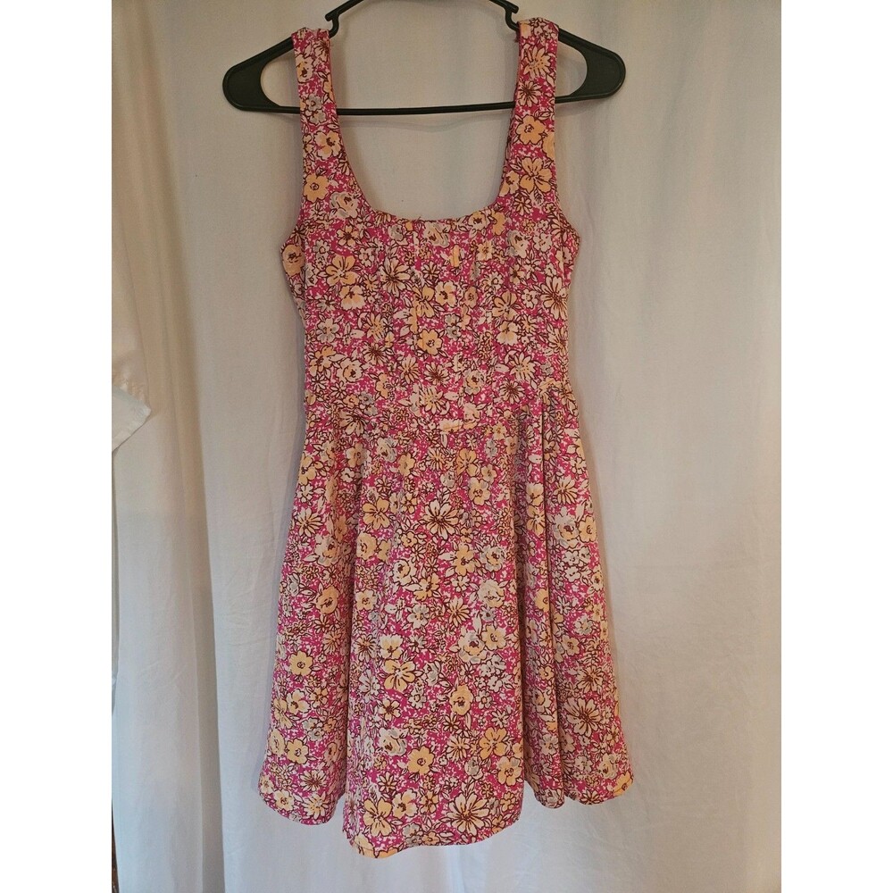Fun and Flirty Fuchia Band of the Free‎ Ladies Size Med Summer Sleeveless Dress